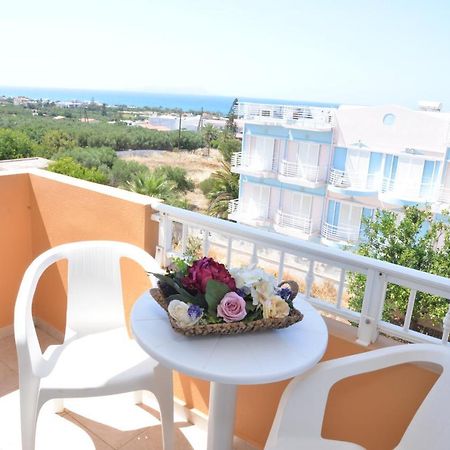 Sunny Rooms Hersonissos  Eksteriør billede